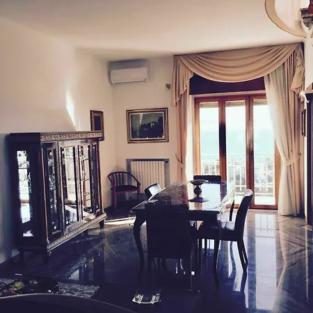 Apartment Charming In *