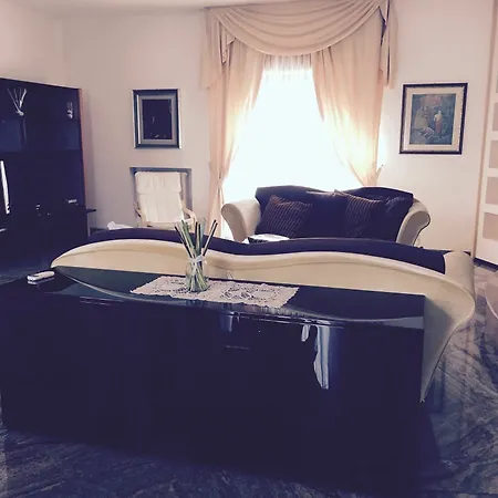Apartment Charming In